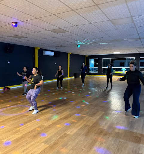 Dança Fitness na Swell Academia em Itapoá